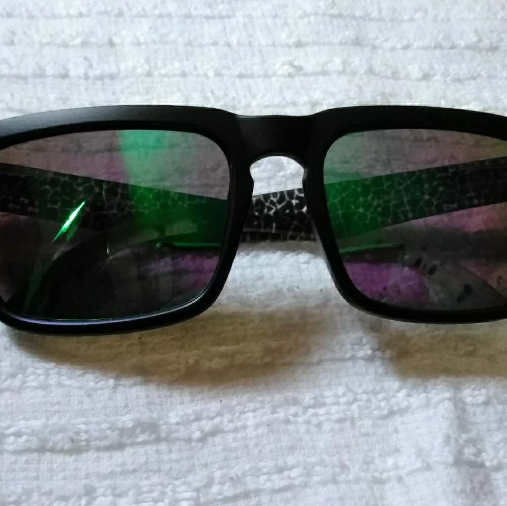 Casual sunglasses